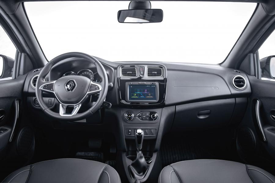Панель приборов Renault Logan 2019 года  (LA) (фото 10 из 37)
